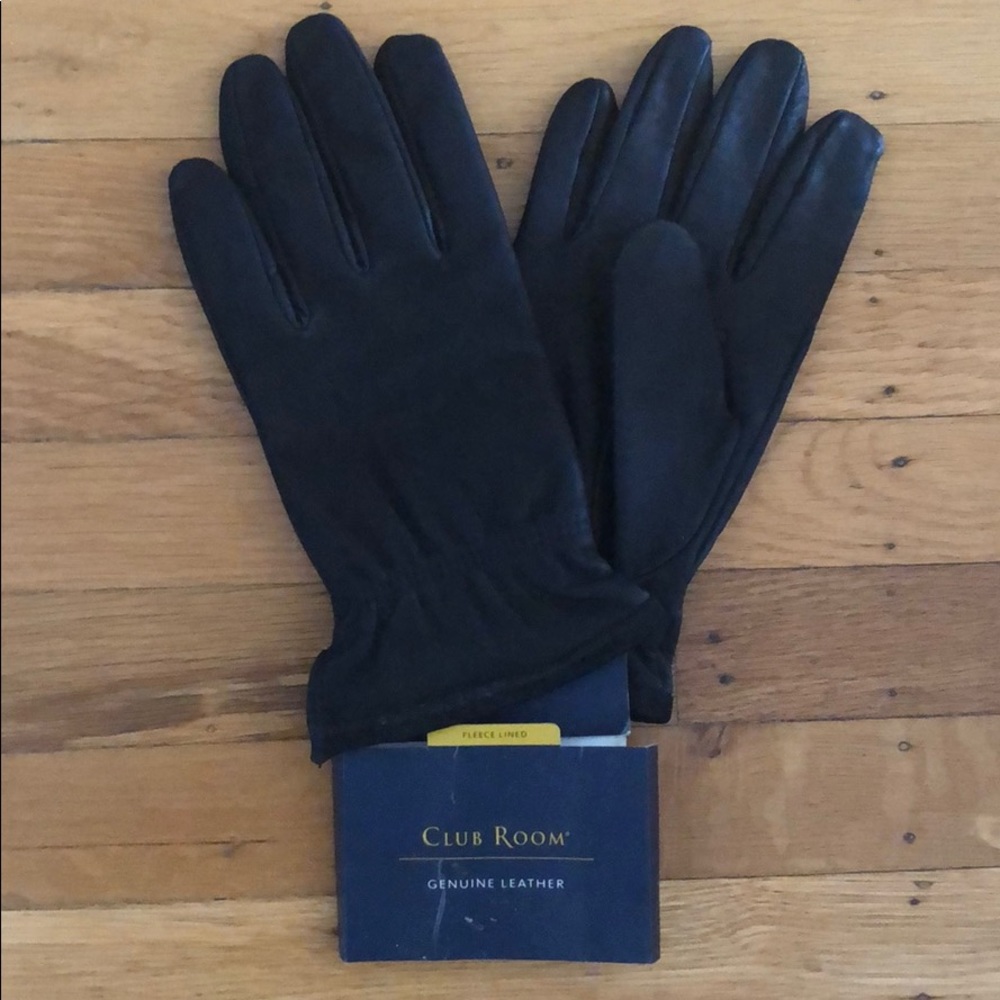 Black leather gloves